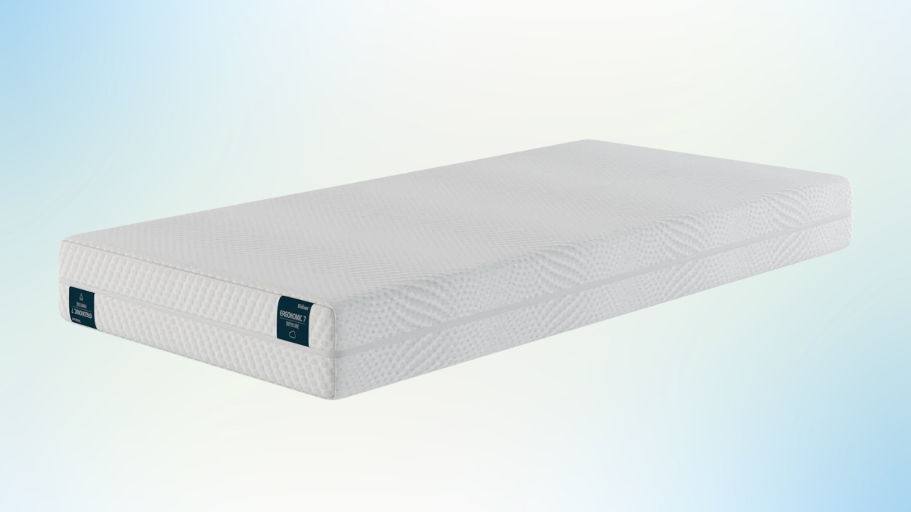 Ergonomic 7 dušek sa zonskom podrškom koji drži telo u pravilnom položaju tokom sna